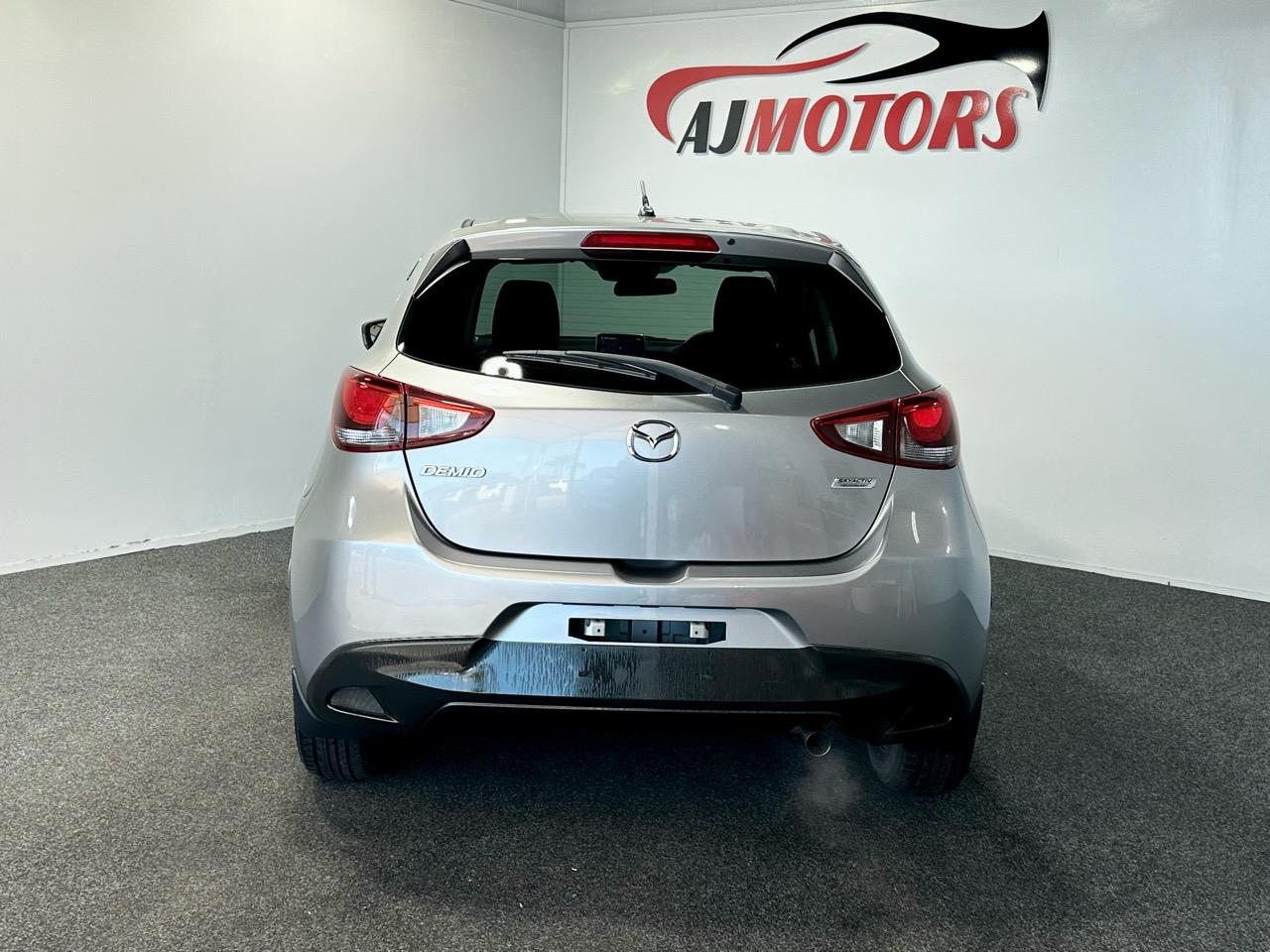 2016 Mazda Demio