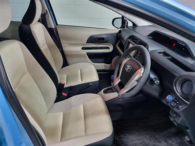 2014 Toyota Aqua - Thumbnail