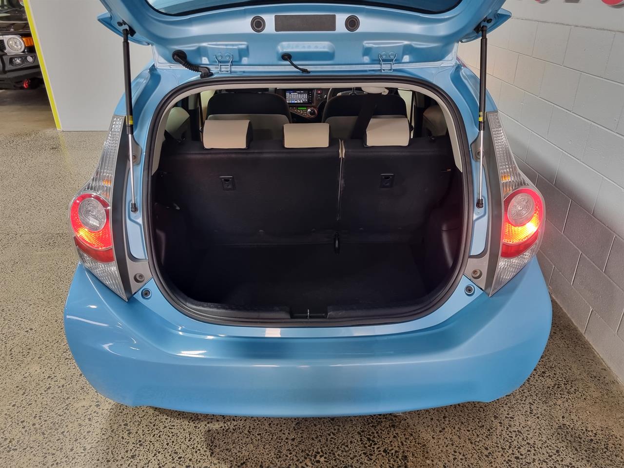 2014 Toyota Aqua
