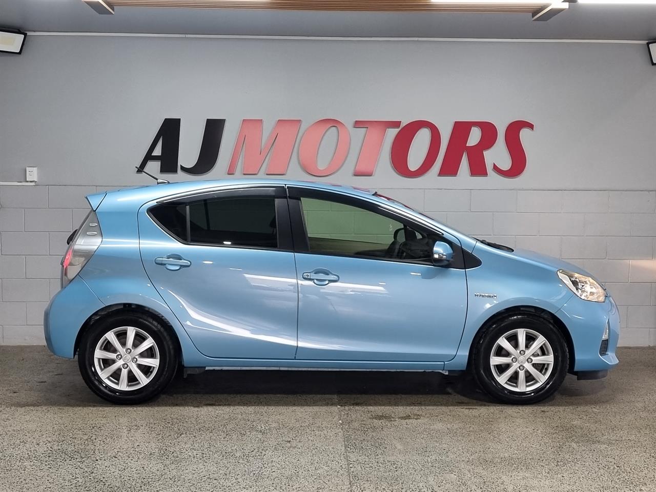 2014 Toyota Aqua