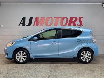 2014 Toyota Aqua - Thumbnail