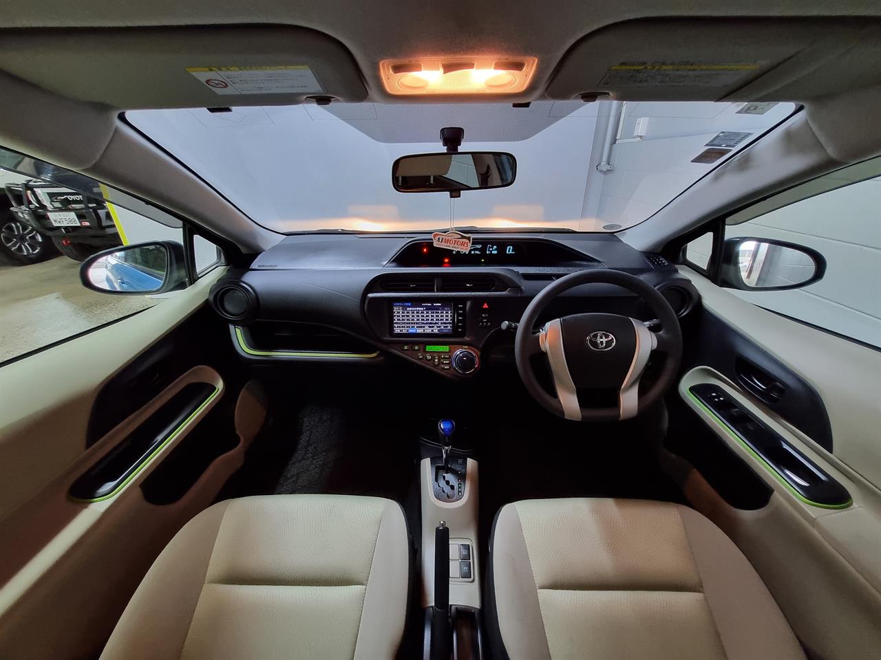2014 Toyota Aqua