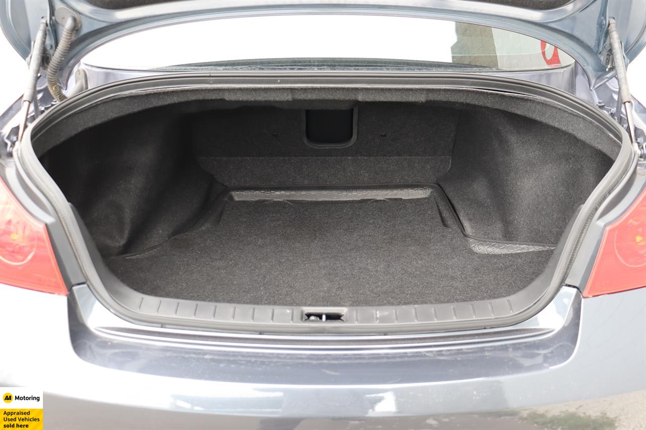2007 Nissan Skyline