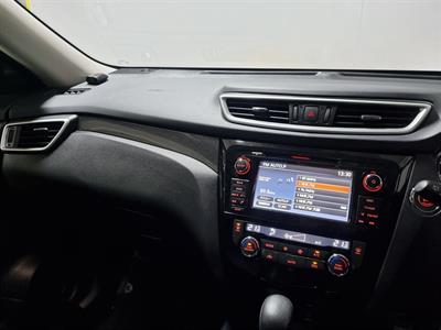 2017 Nissan X-Trail - Thumbnail