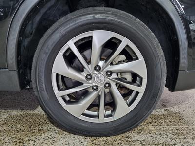 2017 Nissan X-Trail - Thumbnail