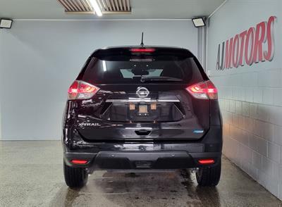 2017 Nissan X-Trail - Thumbnail