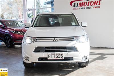 2013 Mitsubishi Outlander - Thumbnail