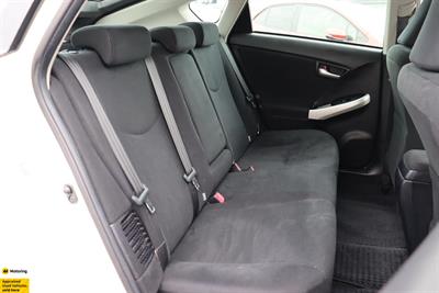 2014 Toyota Prius - Thumbnail