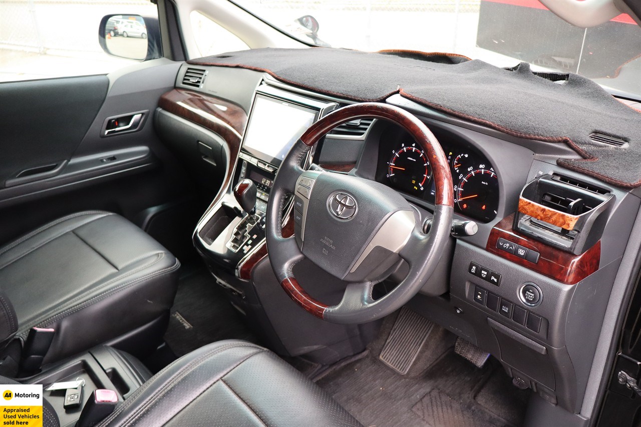 2012 Toyota Vellfire