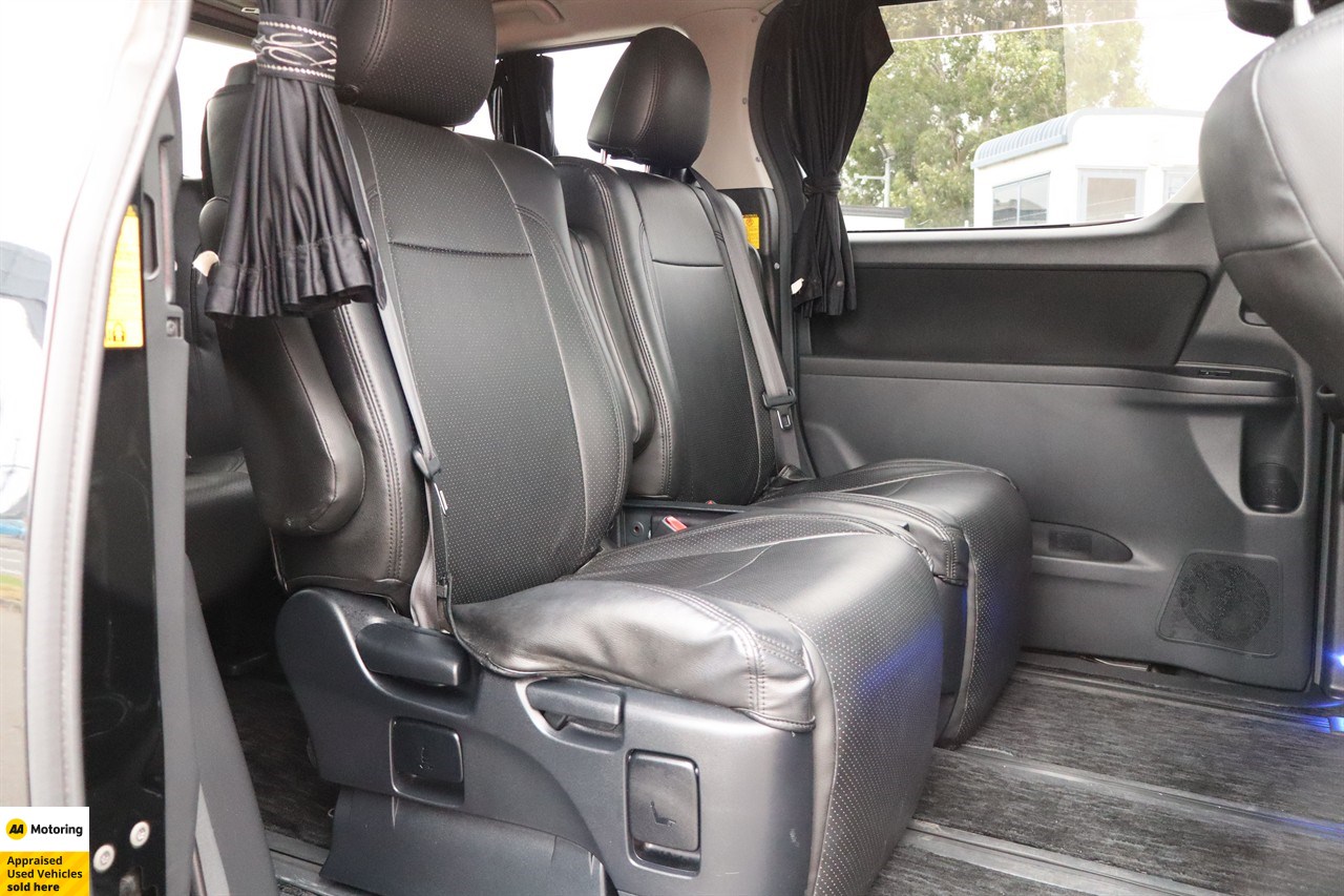 2012 Toyota Vellfire