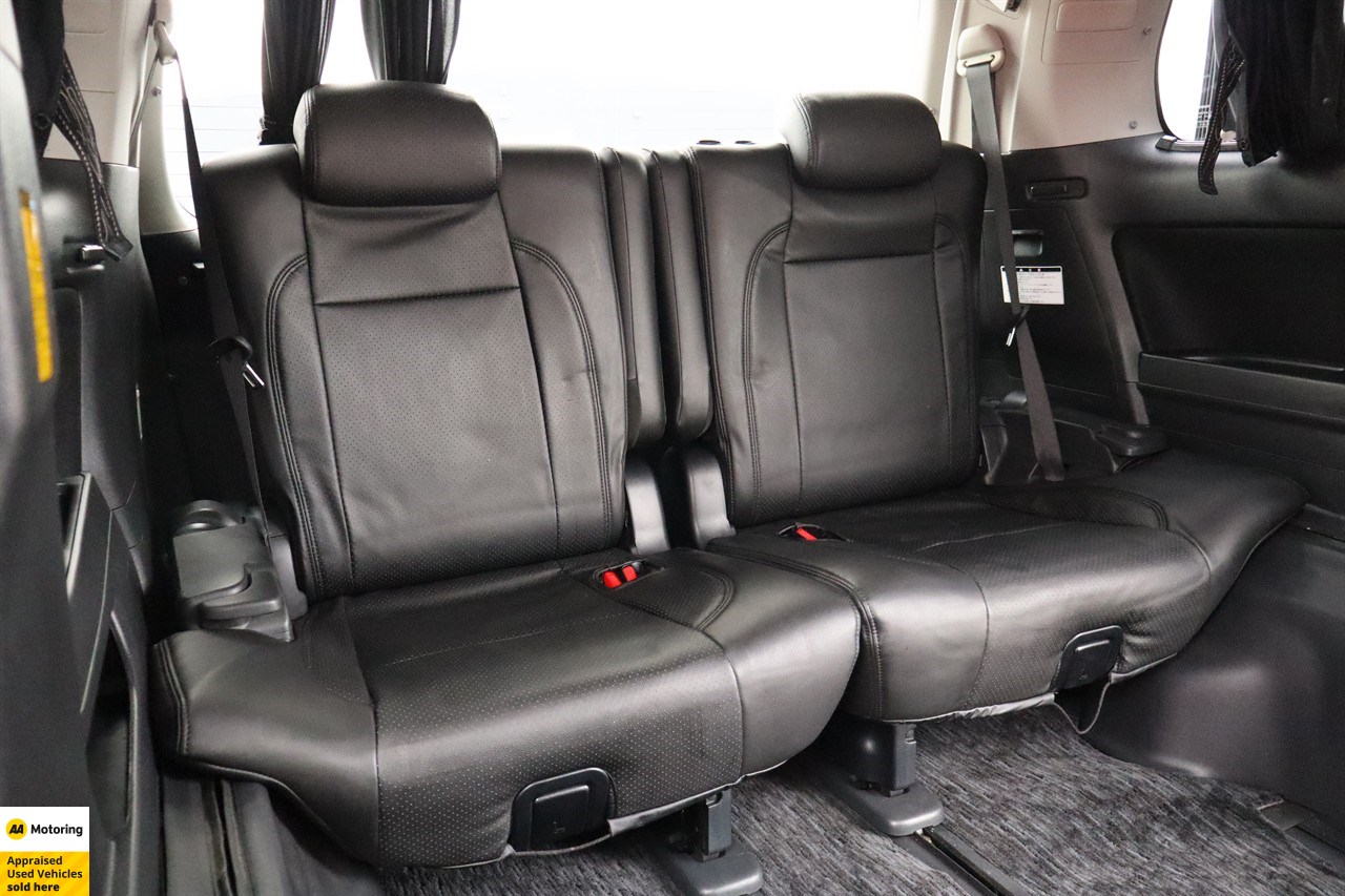 2012 Toyota Vellfire