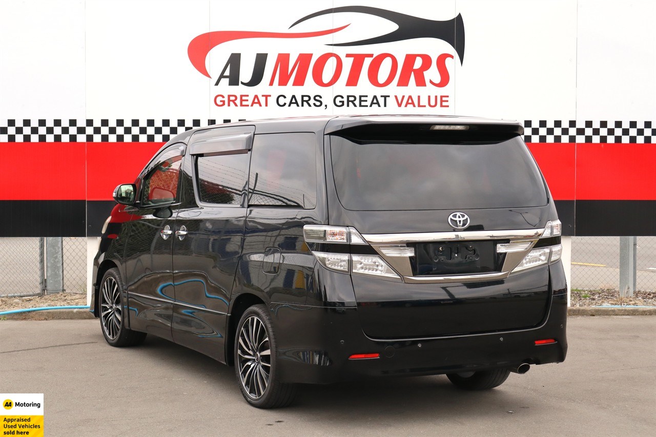 2012 Toyota Vellfire