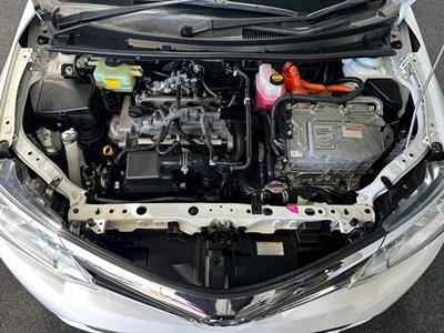 2016 Toyota Corolla - Thumbnail