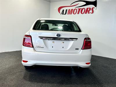 2016 Toyota Corolla - Thumbnail