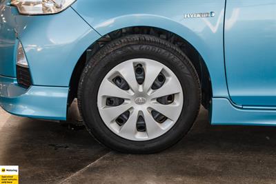 2014 Toyota Aqua - Thumbnail