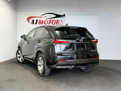 2014 Lexus NX 300h - Thumbnail