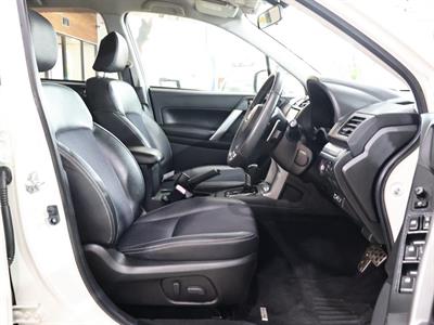 2014 Subaru Forester - Thumbnail
