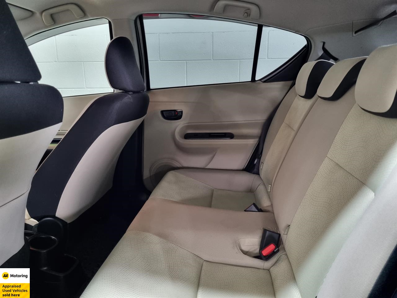 2014 Toyota Aqua