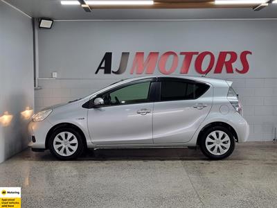 2014 Toyota Aqua - Thumbnail