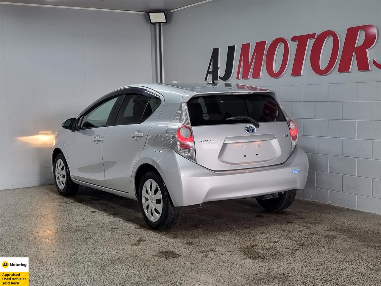 2014 Toyota Aqua