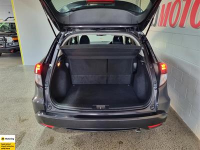 2014 Honda Vezel - Thumbnail