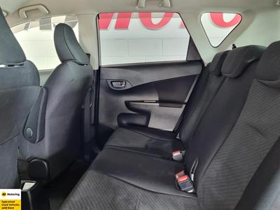 2012 Toyota Ractis - Thumbnail