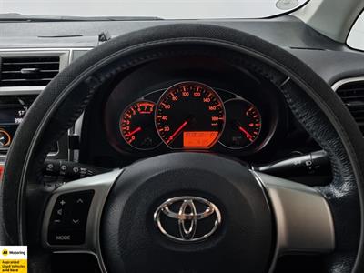 2012 Toyota Ractis - Thumbnail