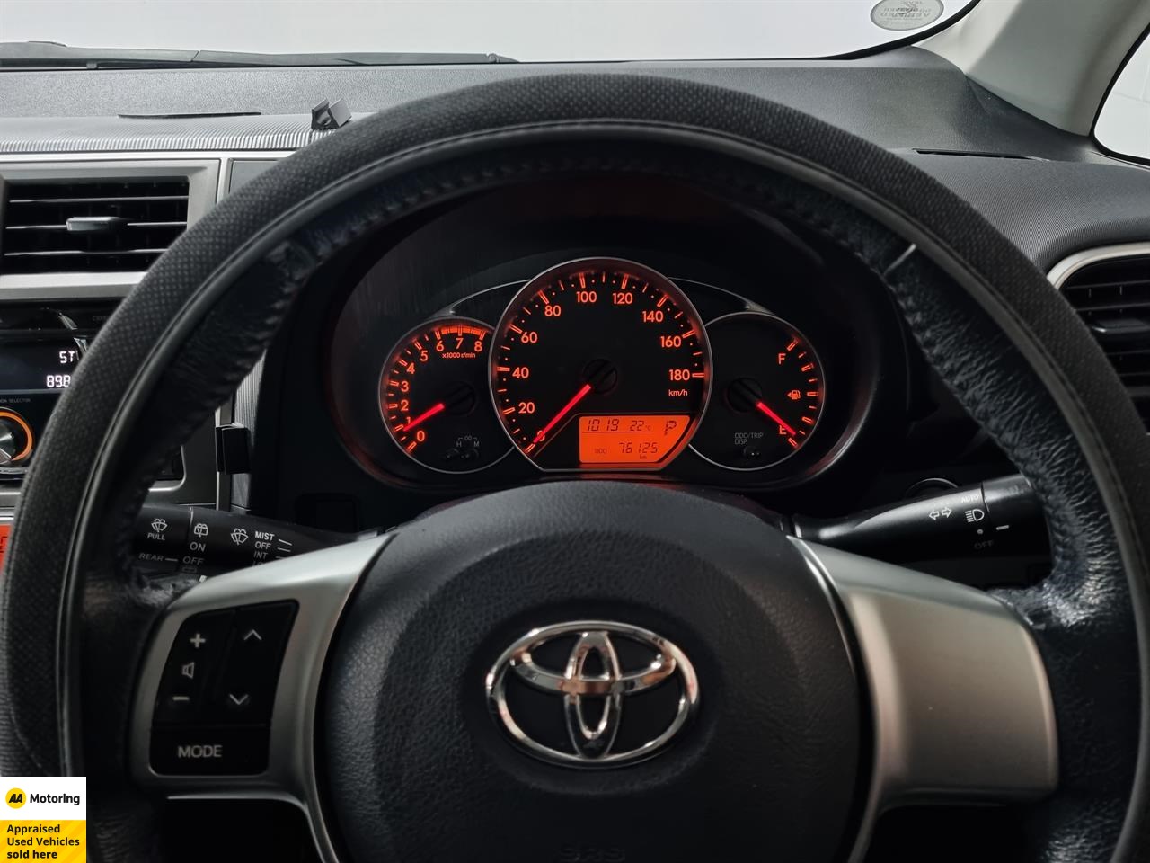 2012 Toyota Ractis