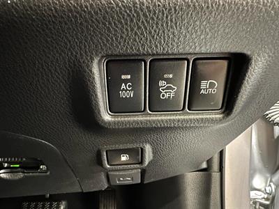 2017 Toyota C-HR - Thumbnail