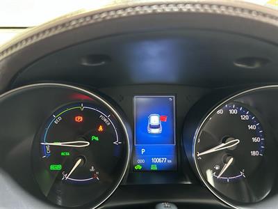 2017 Toyota C-HR - Thumbnail