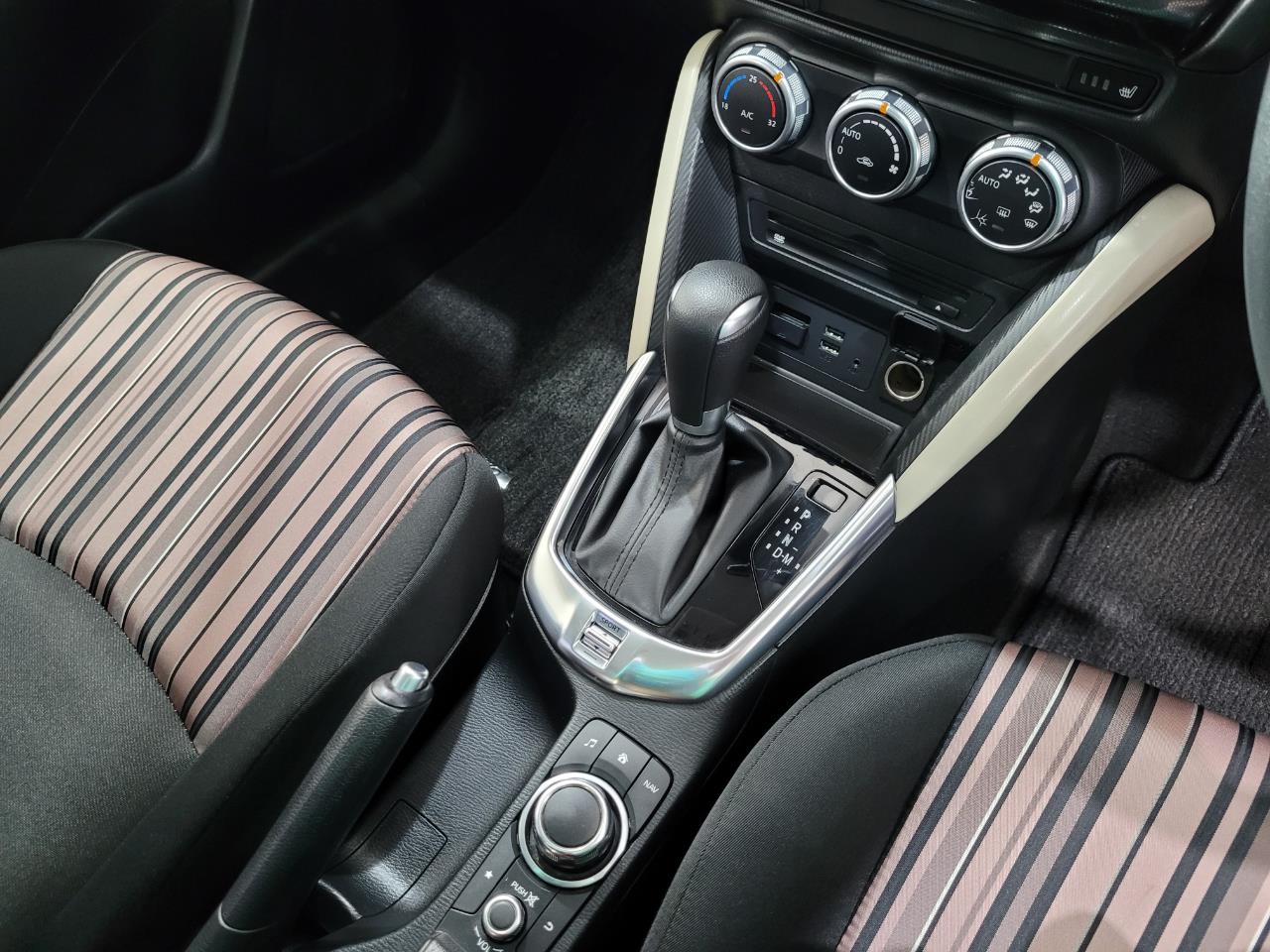 2015 Mazda Demio