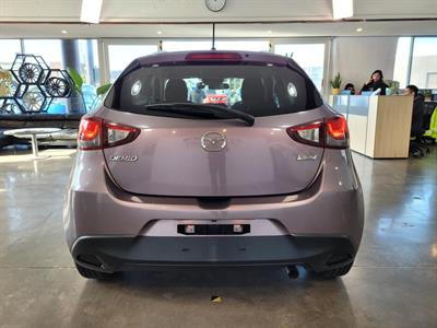 2015 Mazda Demio - Thumbnail