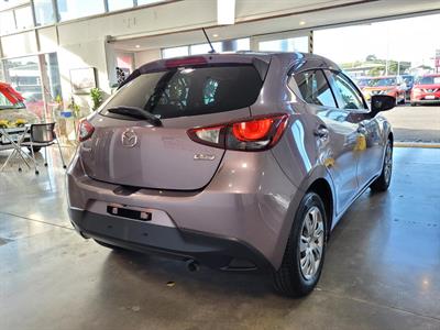 2015 Mazda Demio - Thumbnail