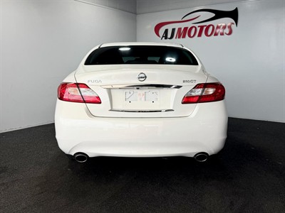 2014 Nissan Fuga - Thumbnail