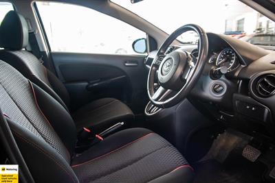 2014 Mazda Demio - Thumbnail