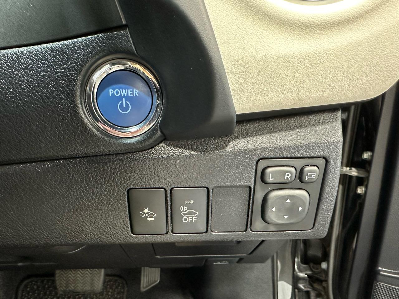 2016 Toyota Auris