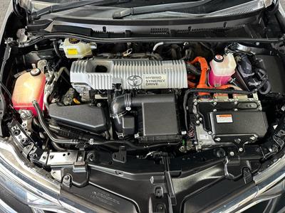 2016 Toyota Auris - Thumbnail
