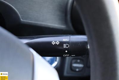 2012 Toyota Aqua - Thumbnail