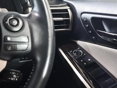 2014 Lexus IS 350 - Thumbnail