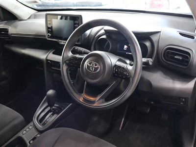 2021 Toyota YARIS CROSS - Thumbnail