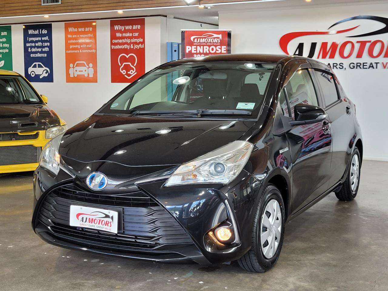 2017 Toyota Vitz