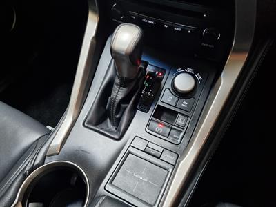 2014 Lexus NX 300h - Thumbnail