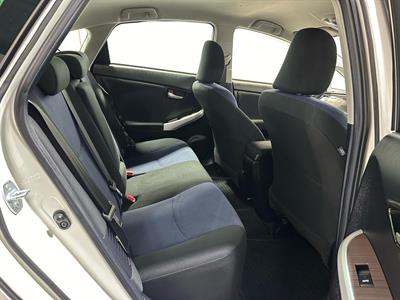 2013 Toyota Prius - Thumbnail