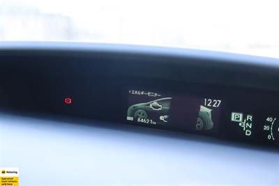 2012 Toyota Prius - Thumbnail