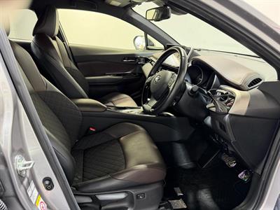 2018 Toyota C-HR - Thumbnail