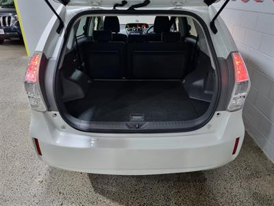 2014 Toyota Prius - Thumbnail
