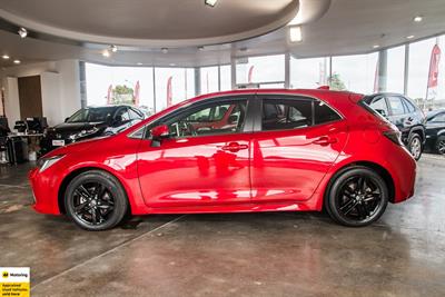 2020 Toyota Corolla - Thumbnail