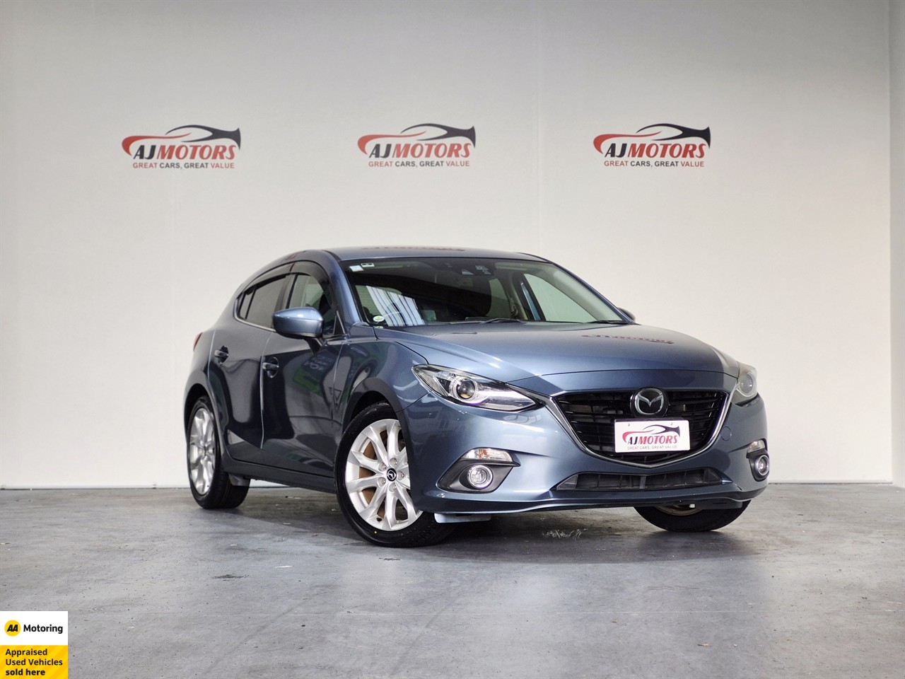 2015 Mazda Axela Sport