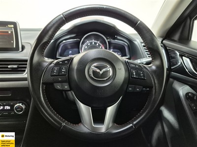 2015 Mazda Axela Sport - Thumbnail