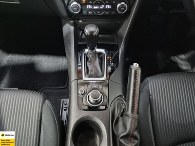 2015 Mazda Axela Sport - Thumbnail